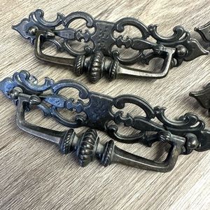 Drawer Pulls (4 of them)